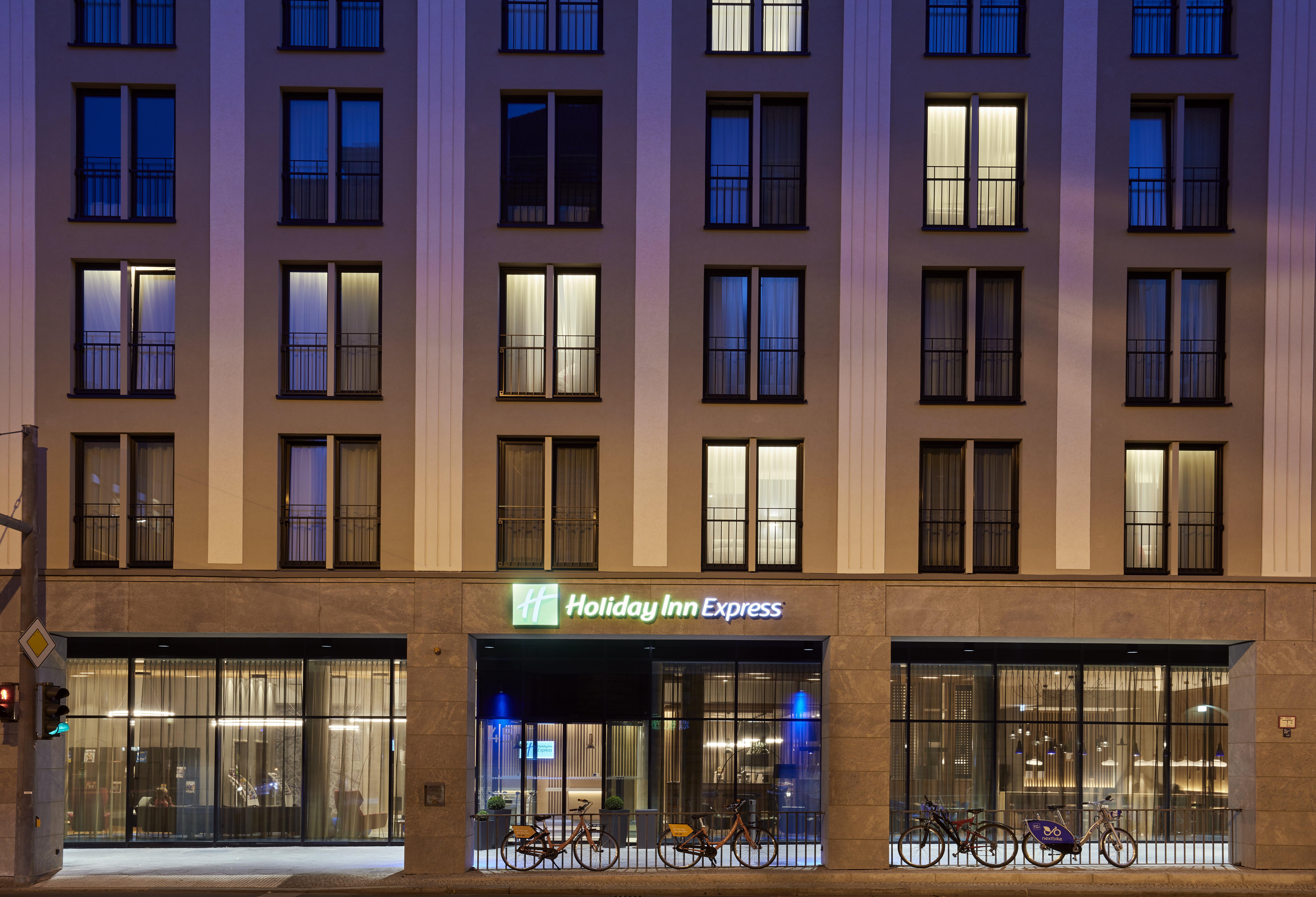 Holiday Inn Express - Berlin - Alexanderplatz, An Ihg Hotel Exterior photo